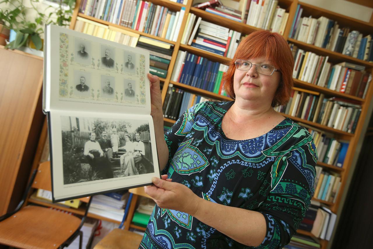 01.07.2015., Zagreb - Prof. Iskra Iveljic s Odsjeka za povijest na Filozofskom fakultetu.  Photo: Robert Anic/PIXSELL