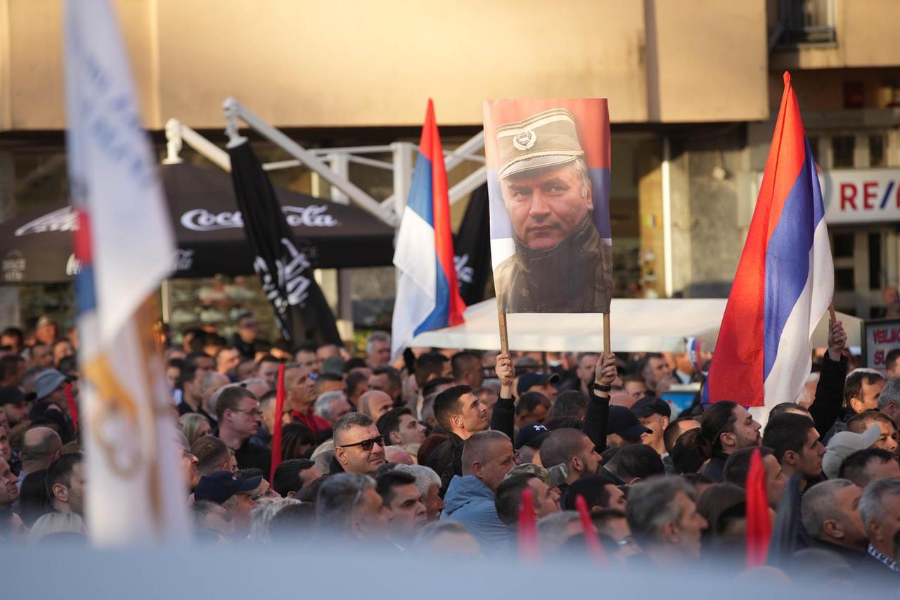 Banja Luka: Veliki miting povodom najavljenog raspravljanja o rezoluciji o Srebrenici u Skupštini UN-a