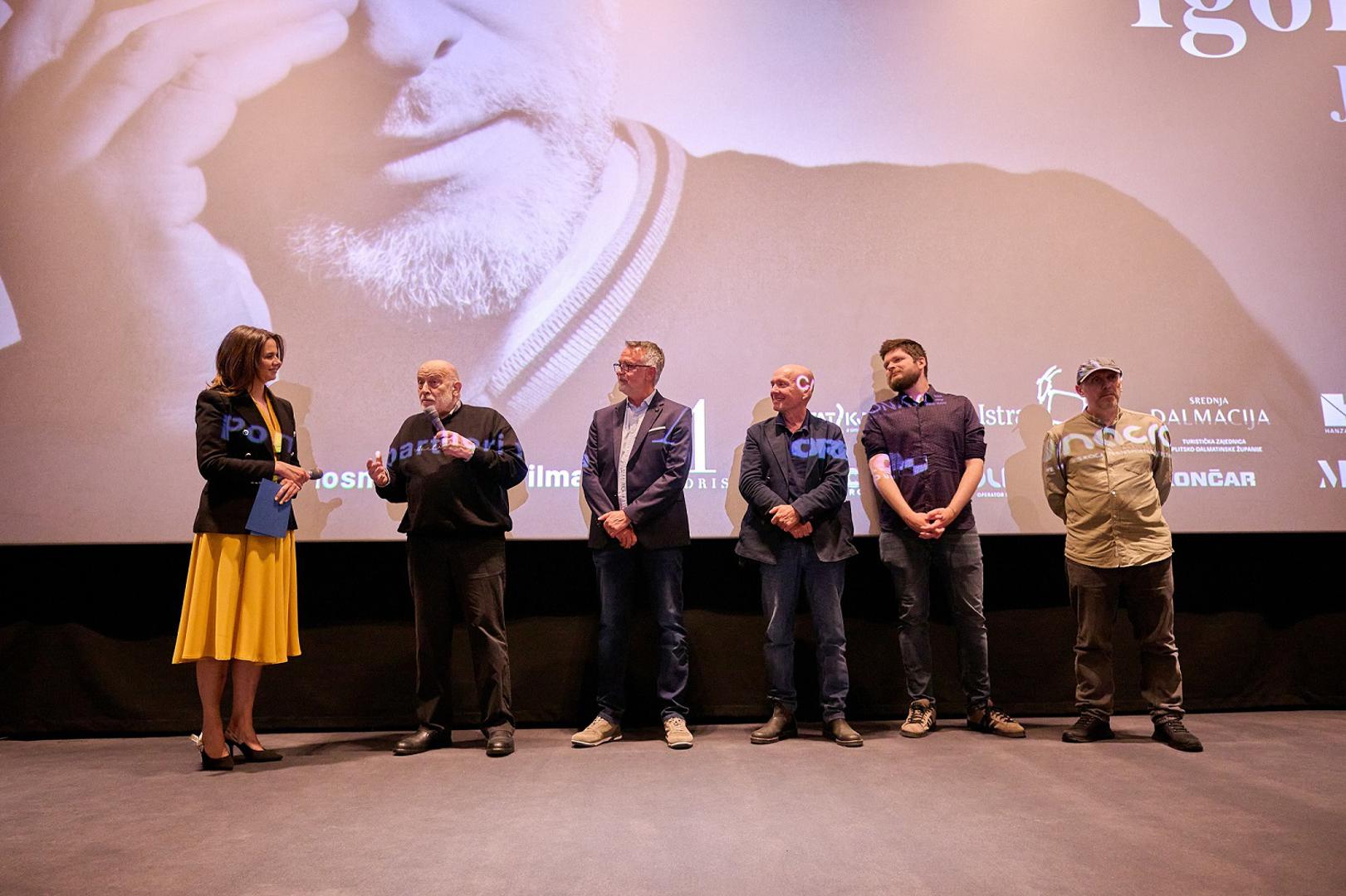 stavnika kulturnog i javnog života, održana je premijera dokumentarnog filma „Igor Zidić: Jesmo li živi?“ redatelja Tomislava Žaje. Riječ je o filmu koji kroz proces stvaranja i osobne refleksije otvara pitanje mjesta umjetnosti i kulture u suvremenom društvu, donoseći intiman portret jednog od najvažnijih hrvatskih intelektualaca – Igora Zidića