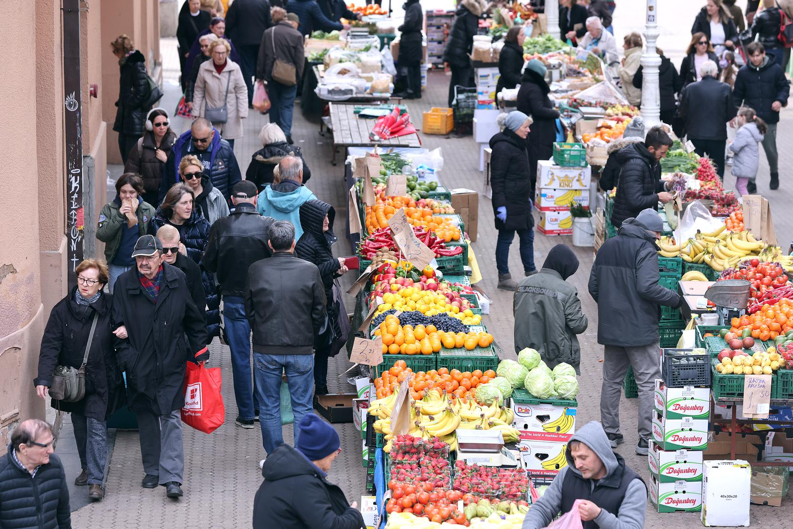 Ušli smo u Veliki tjedan, a pripreme za najveći katolički blagdan uključuju i nabavku namirnica za uskrsni stol. 