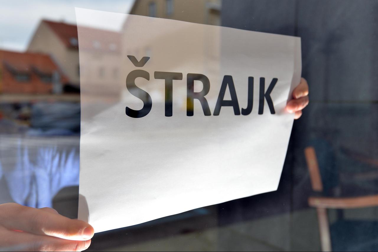 štrajk