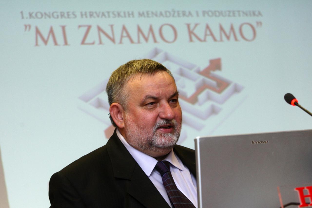 '18.05.2011., Zagreb - U hotelu Antunovic odrzan je 1. kongres hrvatskih poduzetnika i menadzera pod nazivom - Mi znamo kako, u organizaciji udruge menadzera Croma.  Na kongresu je predstavljen je mas