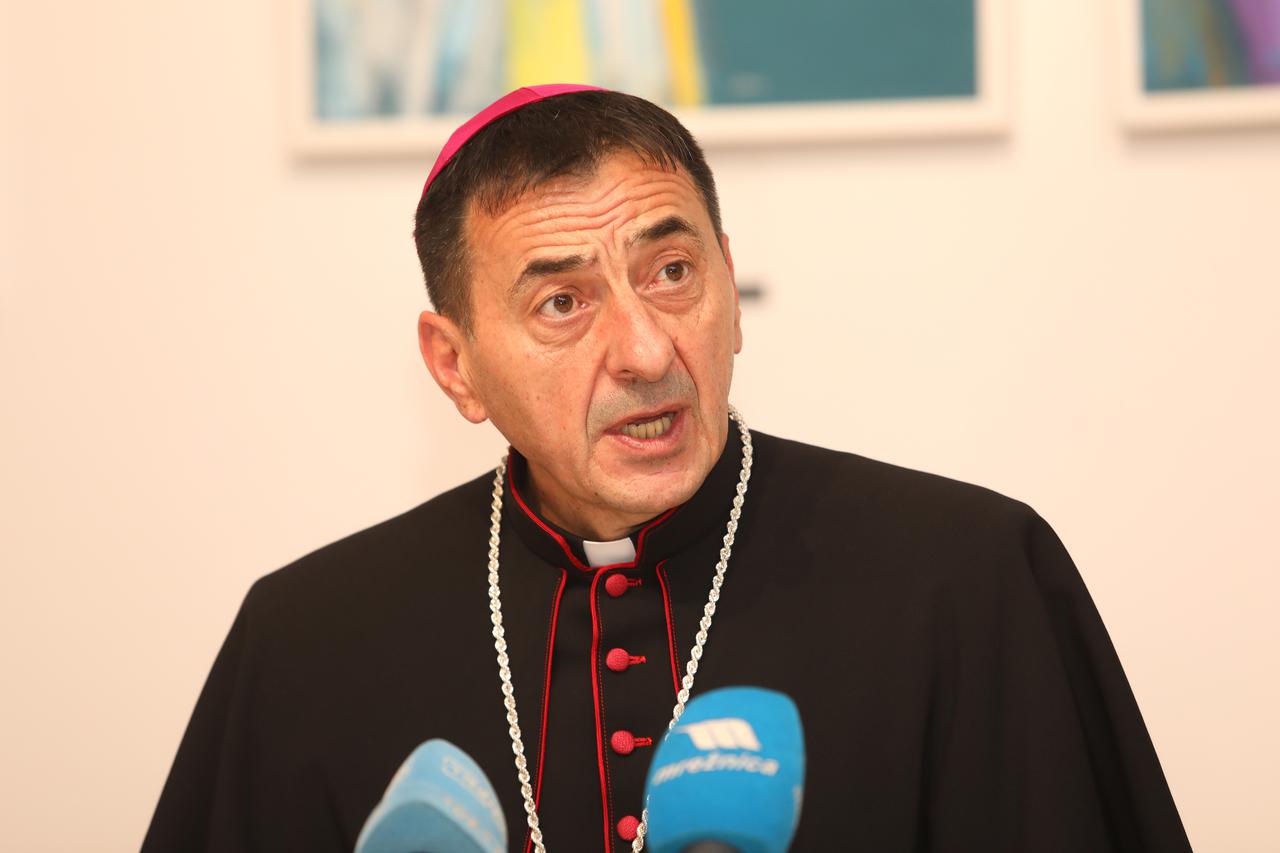 Karlovac: Županica Martina Furdek Hajdin i gradonačelnik Damir Mandić održali zajednički prijam za svećenstvo uoči nadolazećih blagdana