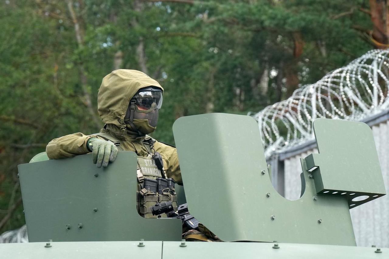 Polish Border Guard officer at the Poland-Belarus border