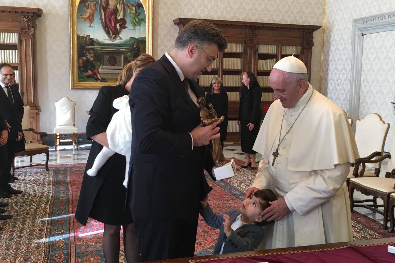 Andrej Plenković i papa Franjo