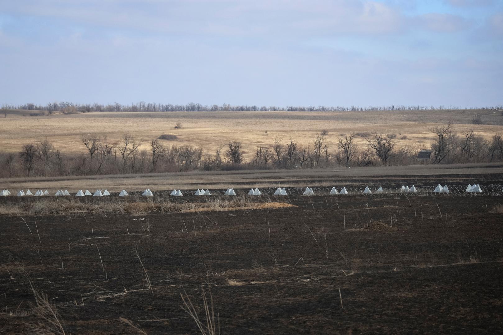 A view of newly built anti-tank fortifications, called "dragon's teeth" and razor wire, amid Russia's attack on Ukraine, near the town of Bakhmut in Donetsk region, Ukraine March 8, 2024. REUTERS/Oleksandr Ratushniak Photo: OLEKSANDR RATUSHNIAK/REUTERS