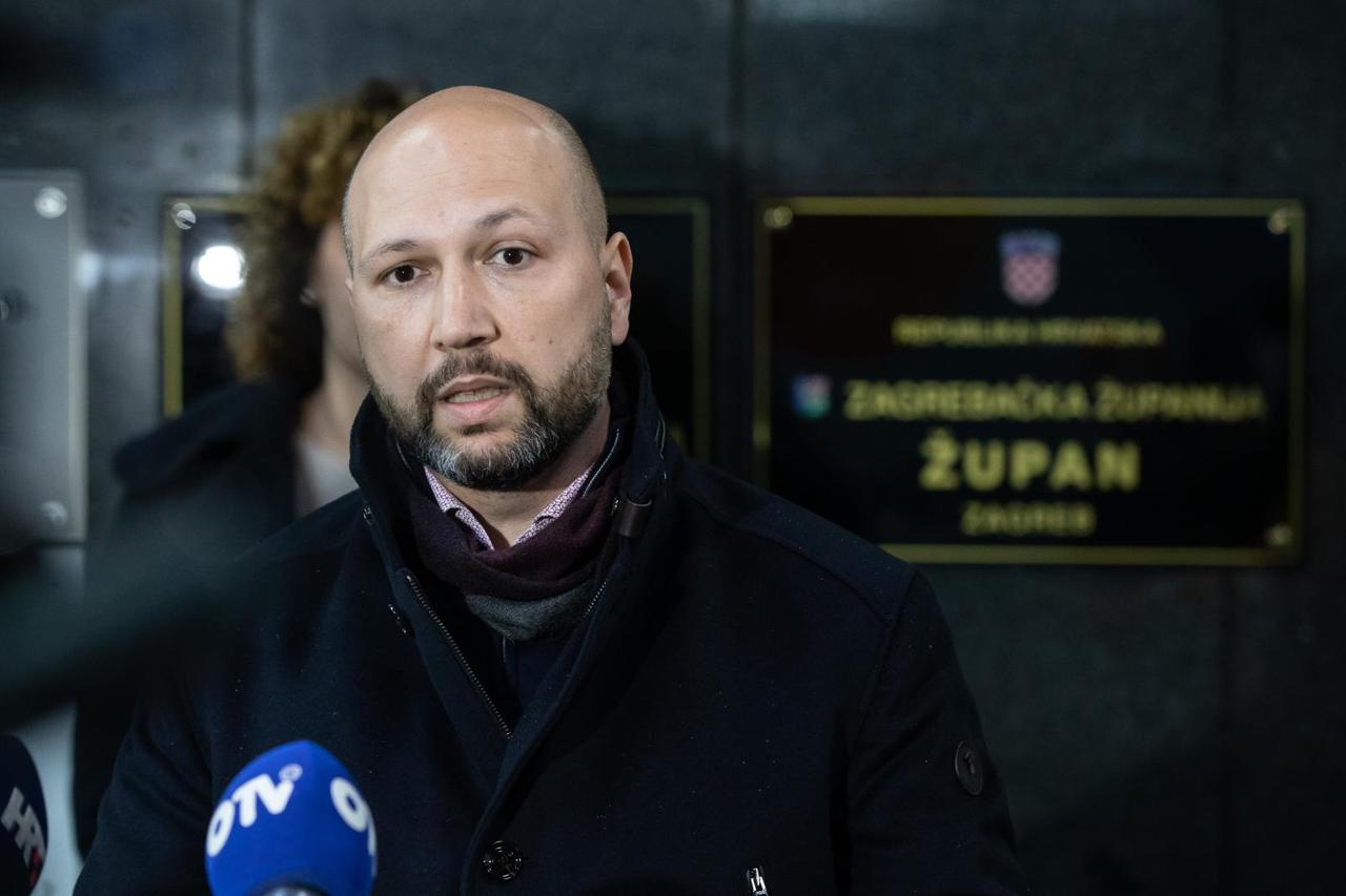 Kandidat za župana Zagrebačke županije Mihael Zmajlović održao konferenciju za medije