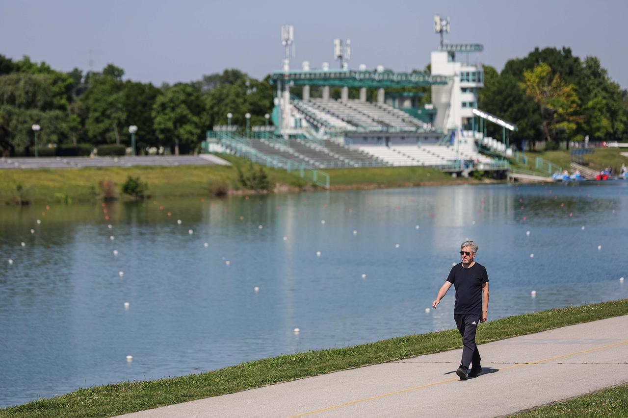 Subotnja rekreacija na zagrebačkom jezeru Jarun