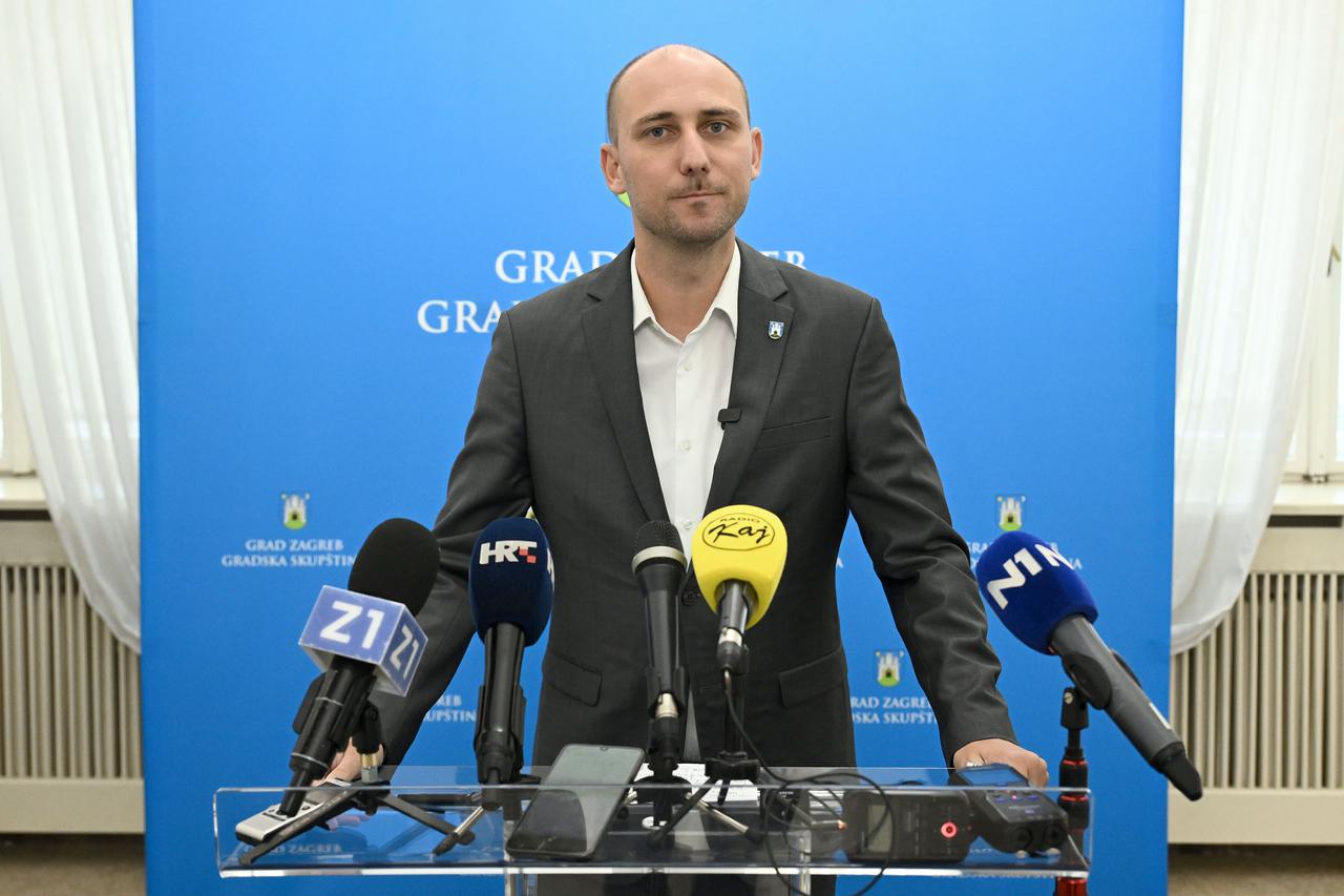 Zagreb: Predsjednik Gradske skupštine Matej Mišić održao konferenciju za medije