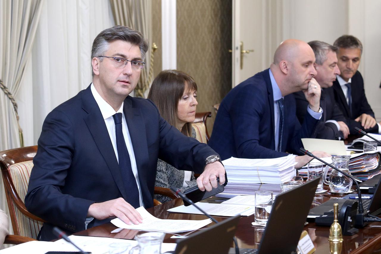 Premijer Andrej Plenković i ministri na sjednici Vlade