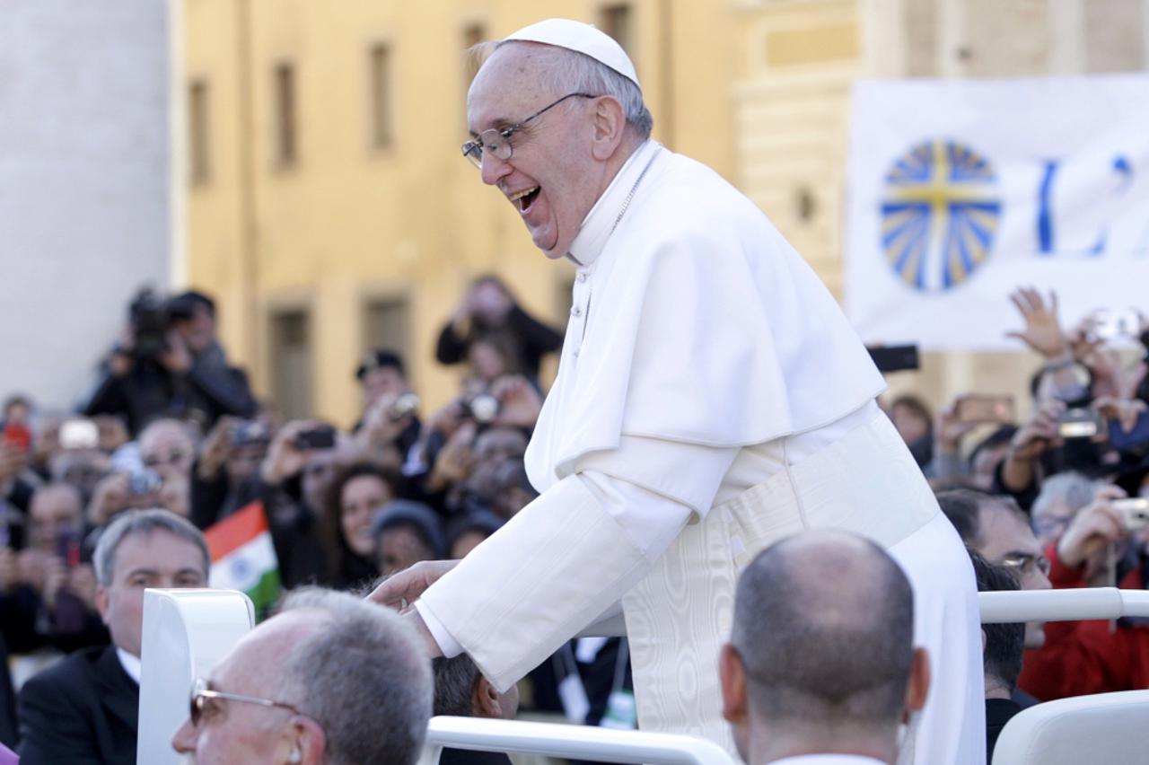 papa franjo (1)
