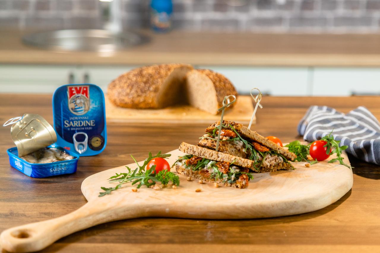 Eva sardine