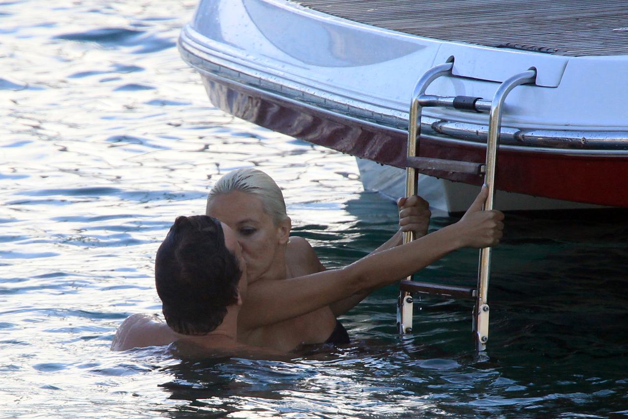 ARHIVA - Hvar, 2010. Maja Šuput i bivši de?ko Mario Kova?evi? mazili se na jahti