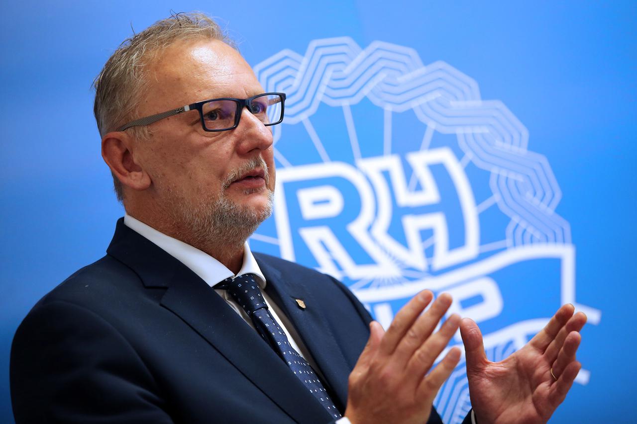 Davor Božinović