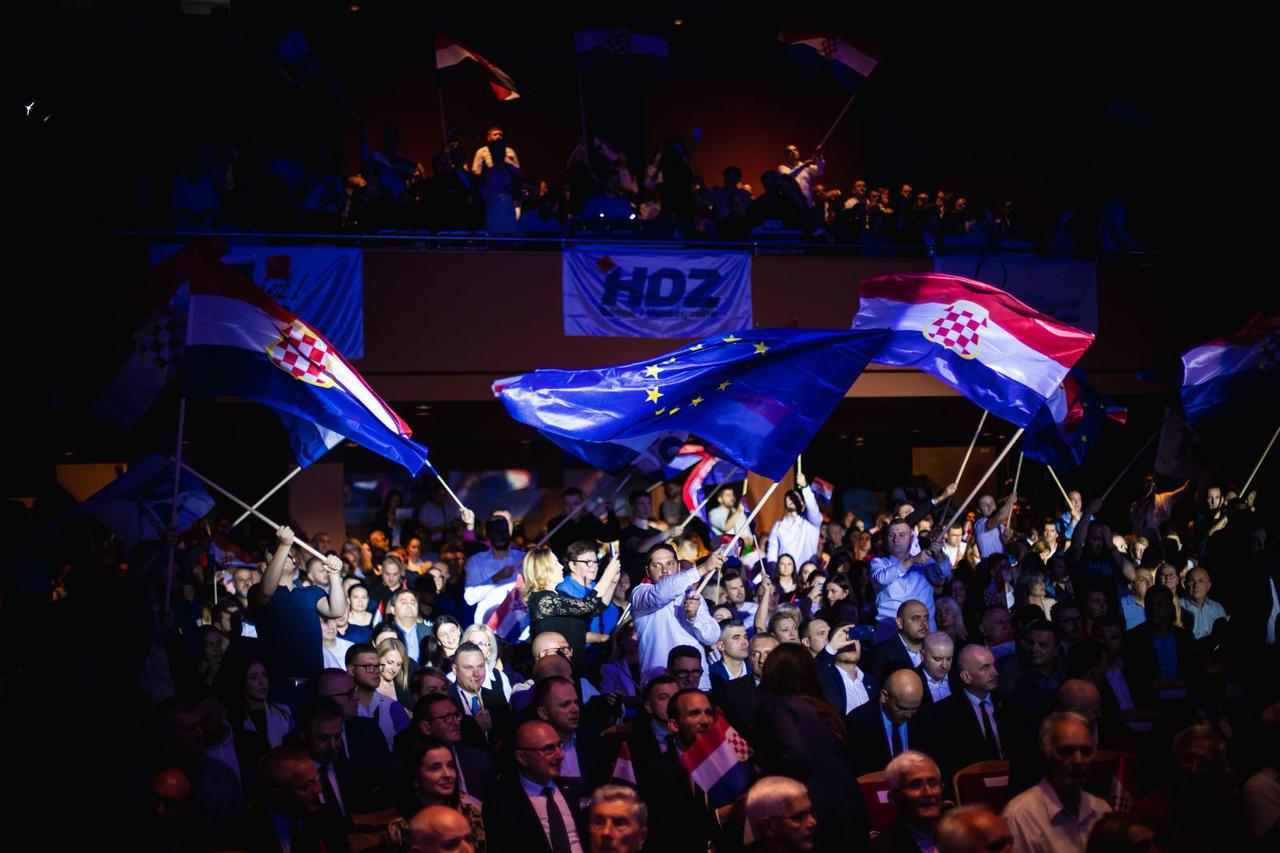 Andrej Plenković na  svečanom obilježavanju 34 godine Gradskog odbora HDZ-a BiH Mostar