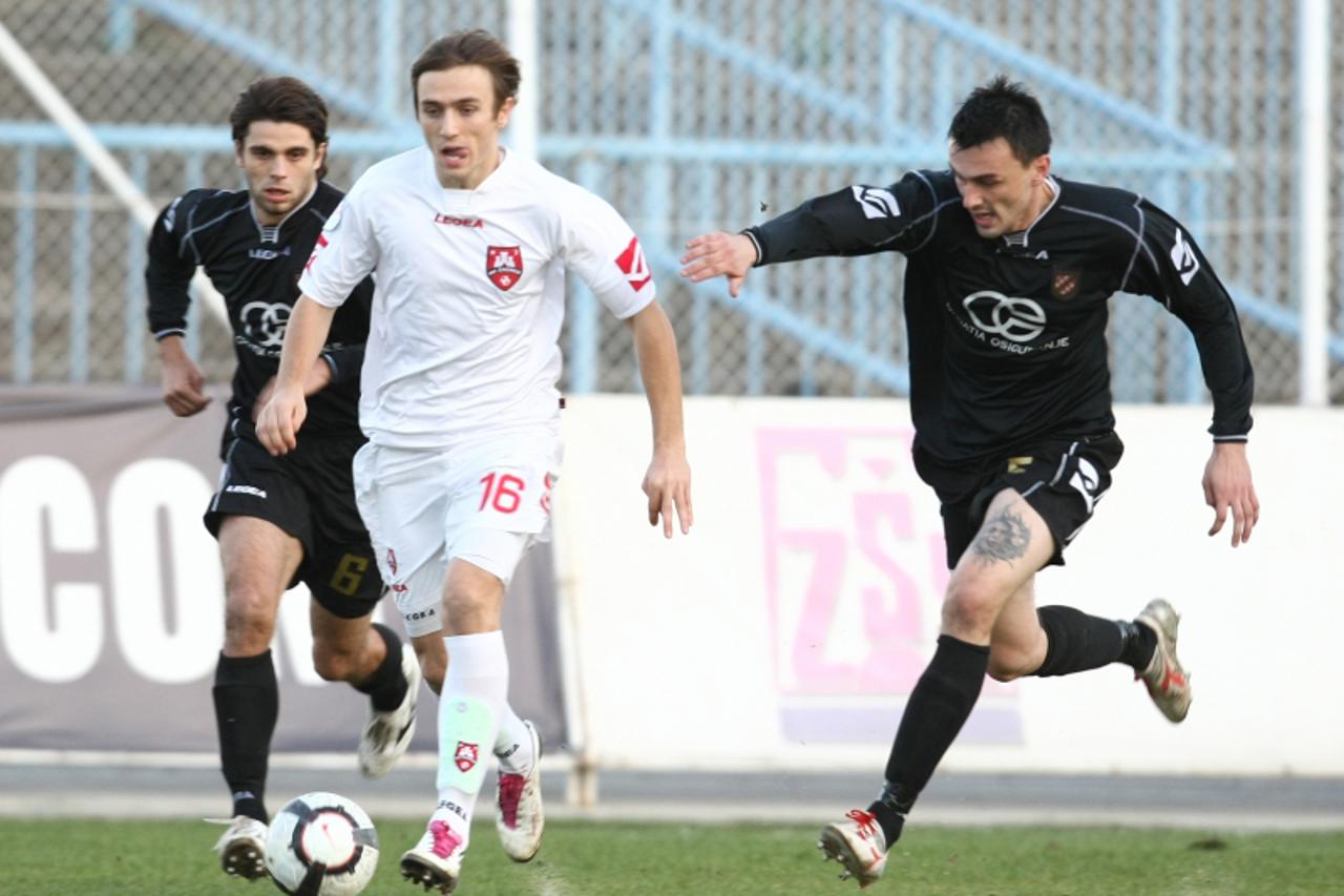 \'13.11.2010., stadion Maksimir, Zagreb - 1. HNL, 15. kolo, NK Zagreb - NK Hrvatski Dragovoljac. Besart Abdurahimi,Hrvoje Markovic Photo: Davor Puklavec/PIXSELL\'