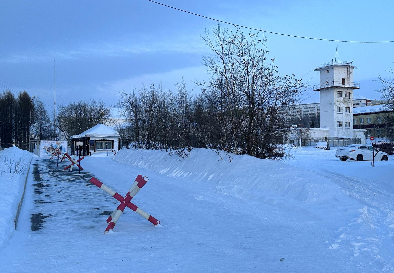 FILE PHOTO: A view shows the IK-3 penal colony, where Russian opposition politician Alexei Navalny serves his jail term, in the settlement of Kharp in the Yamal-Nenets Region, Russia December 29, 2023. REUTERS/Stringer/File Photo Photo: STRINGER/REUTERS