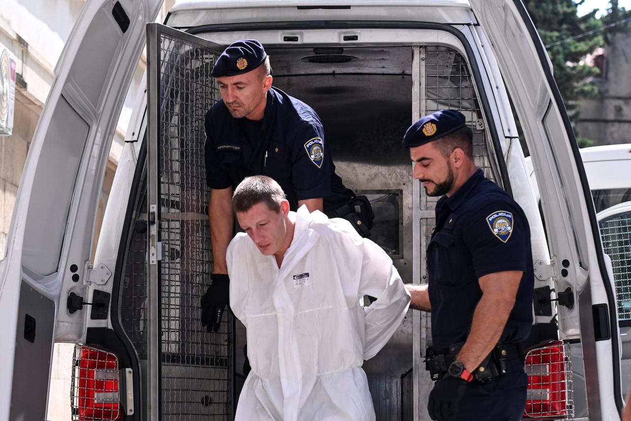 Duge cijevi na ulicama Zadra, priveden ubojica sa Zrća