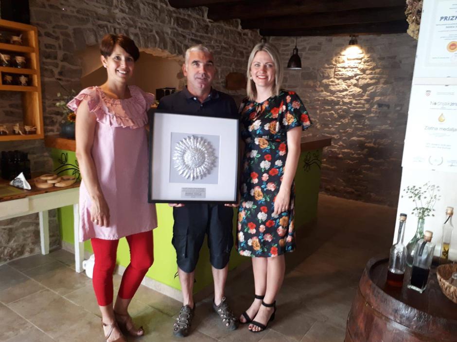 Šoltansko i korčulansko maslinovo ulje