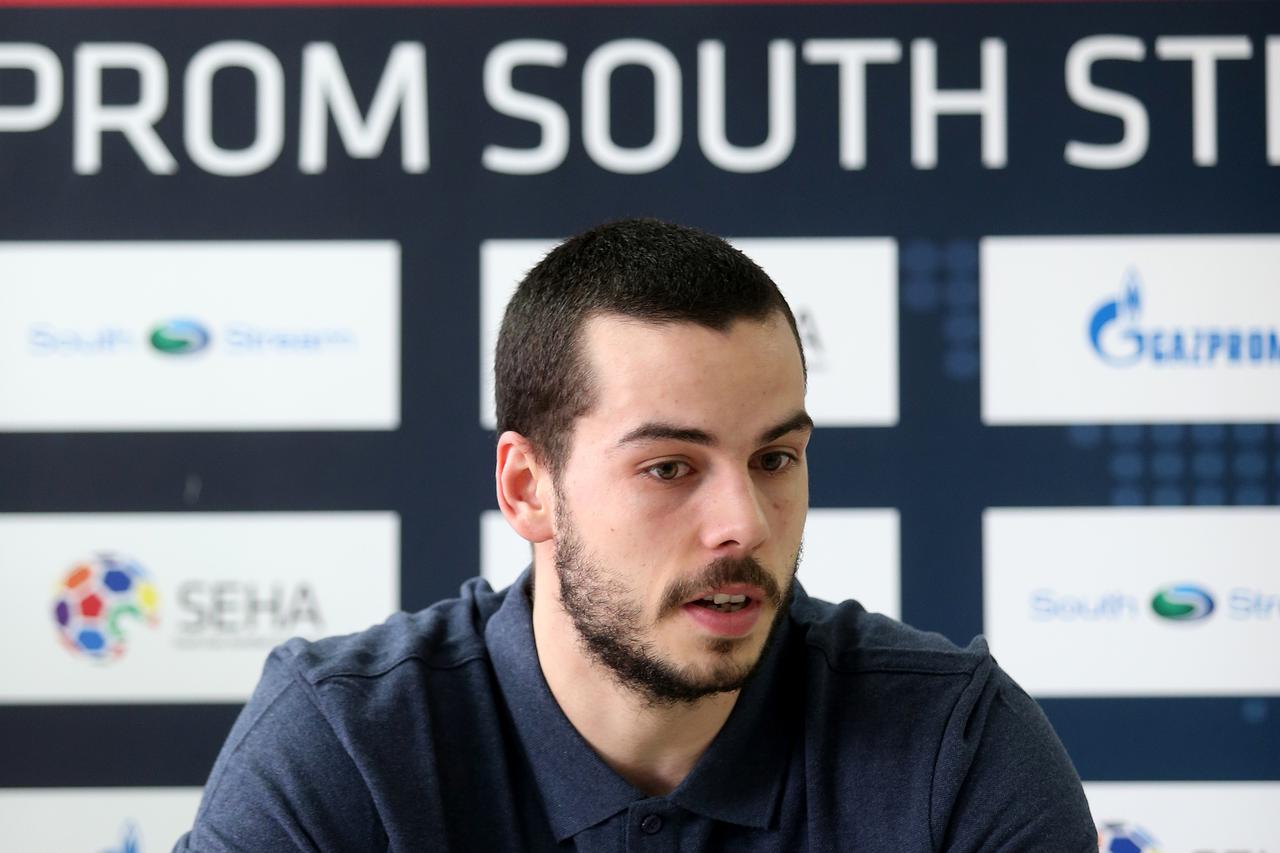 27.02.2015., Zagreb - Konferencija za medije RK Prvo plinarsko drustvo Zagreb. Gosti konferencije su trener rukometnog kluba Prvo plinarsko drustvo Zagreb Veselin Vujovic i rukometas Leon Susnja. Photo: Slavko Midzor/PIXSELL