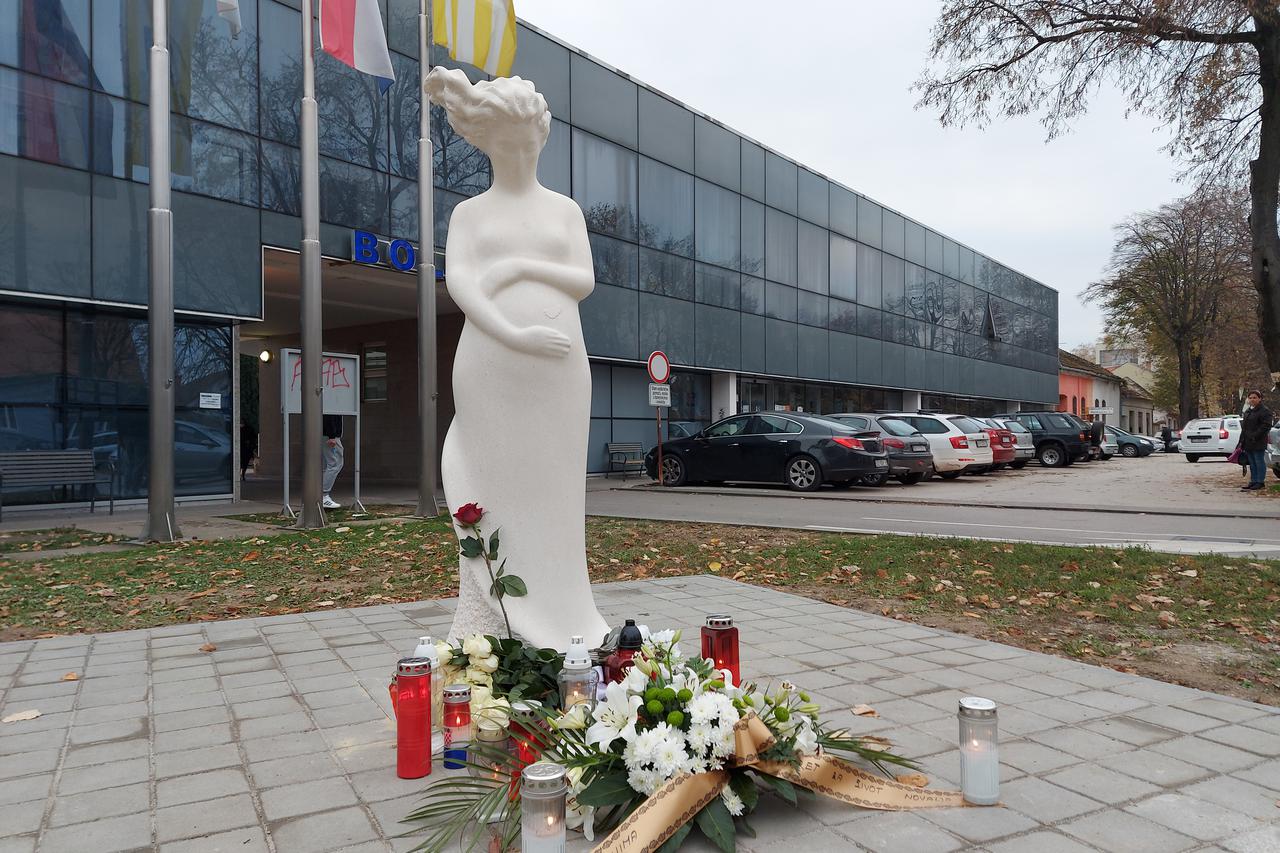 spomenik Ruža Hrvatska