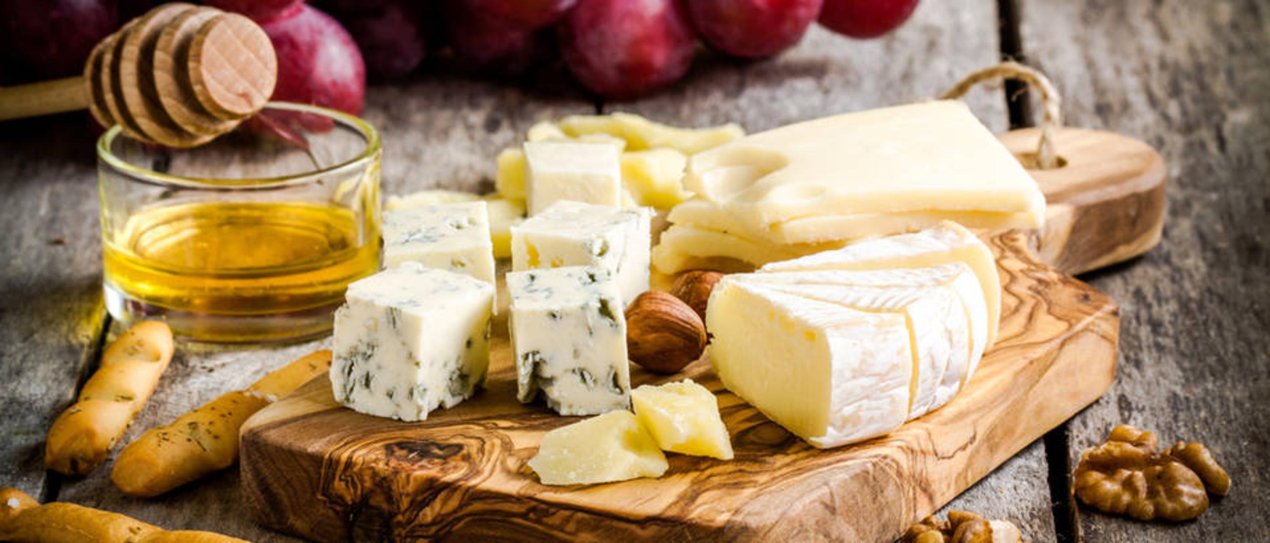 Švapski sir – Osim što sadrži 20 mikrograma selena, ima i 103 mg kalcija zbog čega je odličan izvor tog minerala neophodnog za život.