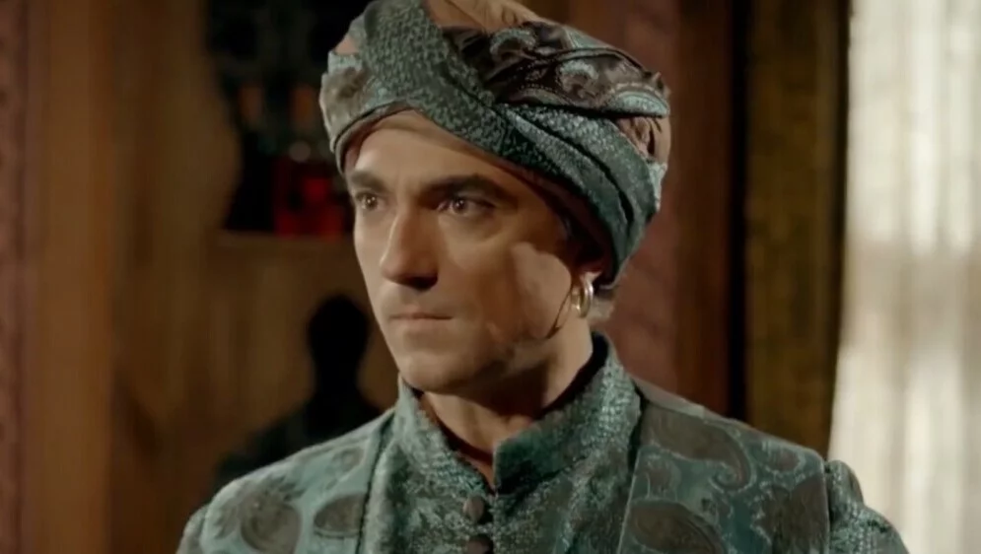 Turska serija ''Sulejman Veličanstveni'' bila je jedna od najdugotrajnijih i najpamtljivijih koje su se emitirale u Hrvatskoj. Osim samog Sulejmana i Hurem, jedan od najupečatljivijih likova bio je i Zumbul-aga.