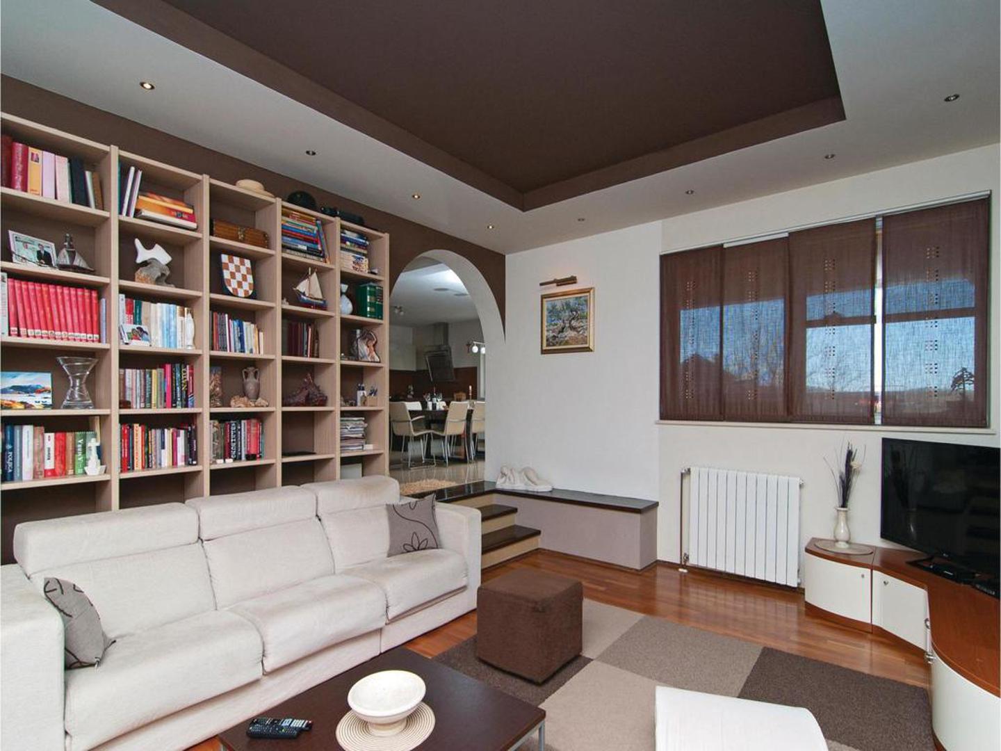 Ako imate sreće termin ćete naći tek krajem ljeta. 
