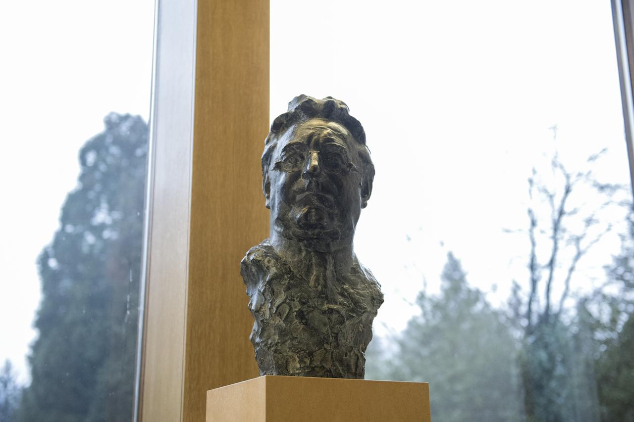 franjo tuđman bista