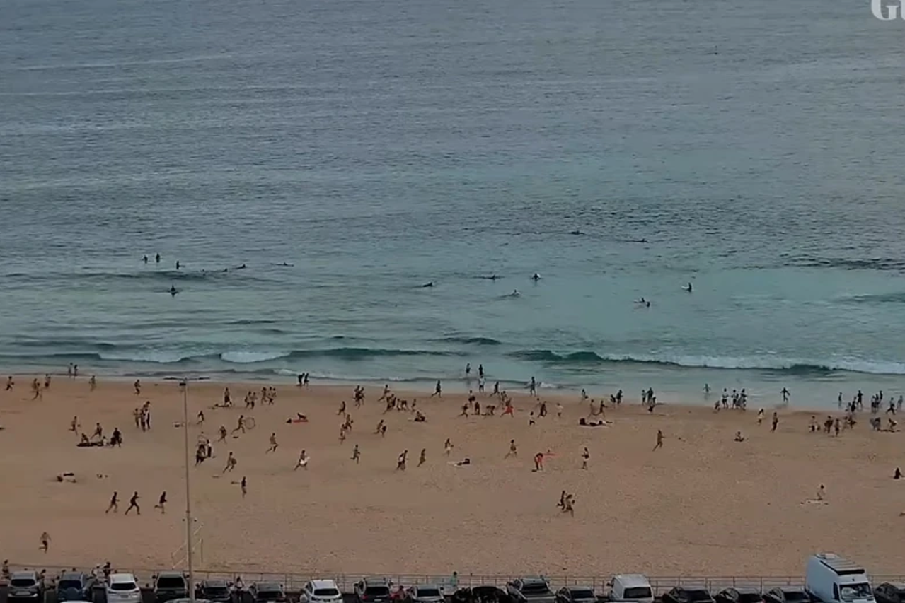 Početak napada na plaži Bondi