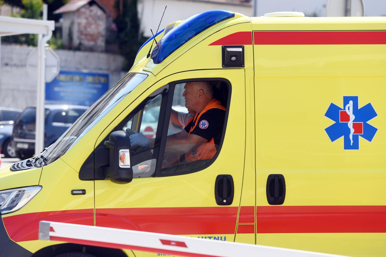 Šibenik: Voza?i Hitne medicinske pomo?i nisu zadovoljni stanjem u prometu