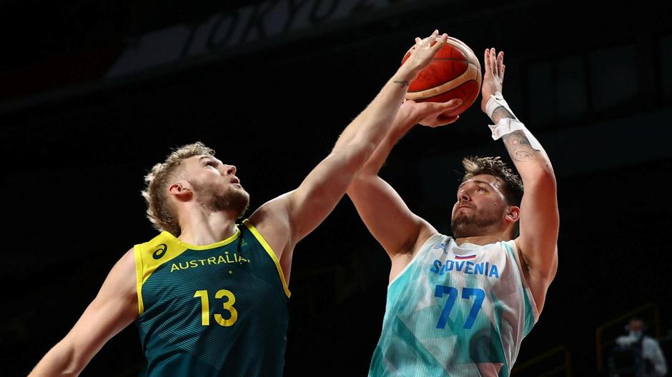 Basketball - Men - Bronze medal match - Slovenia v Australia