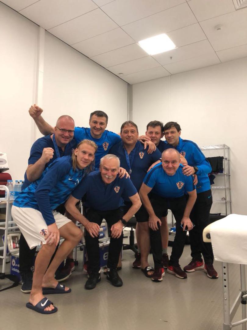 doktori i fizioterapeuti koji su se brinuli da naši nogometaši “ostanu živi” sve do finala