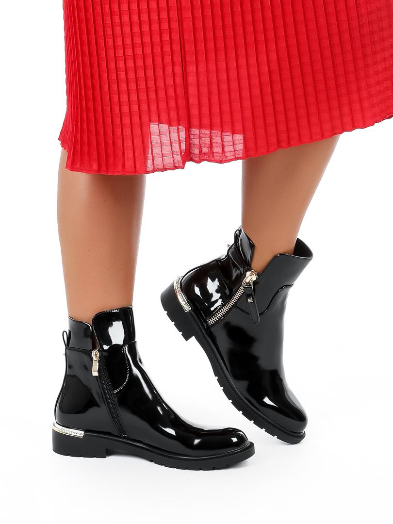 Mass_ UP Collection 559 kn