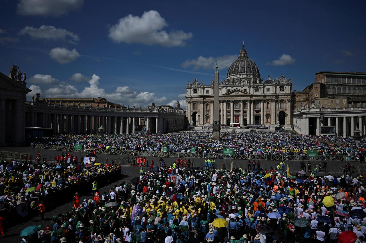 Mass for the Vatican workers in St. Peter's Square