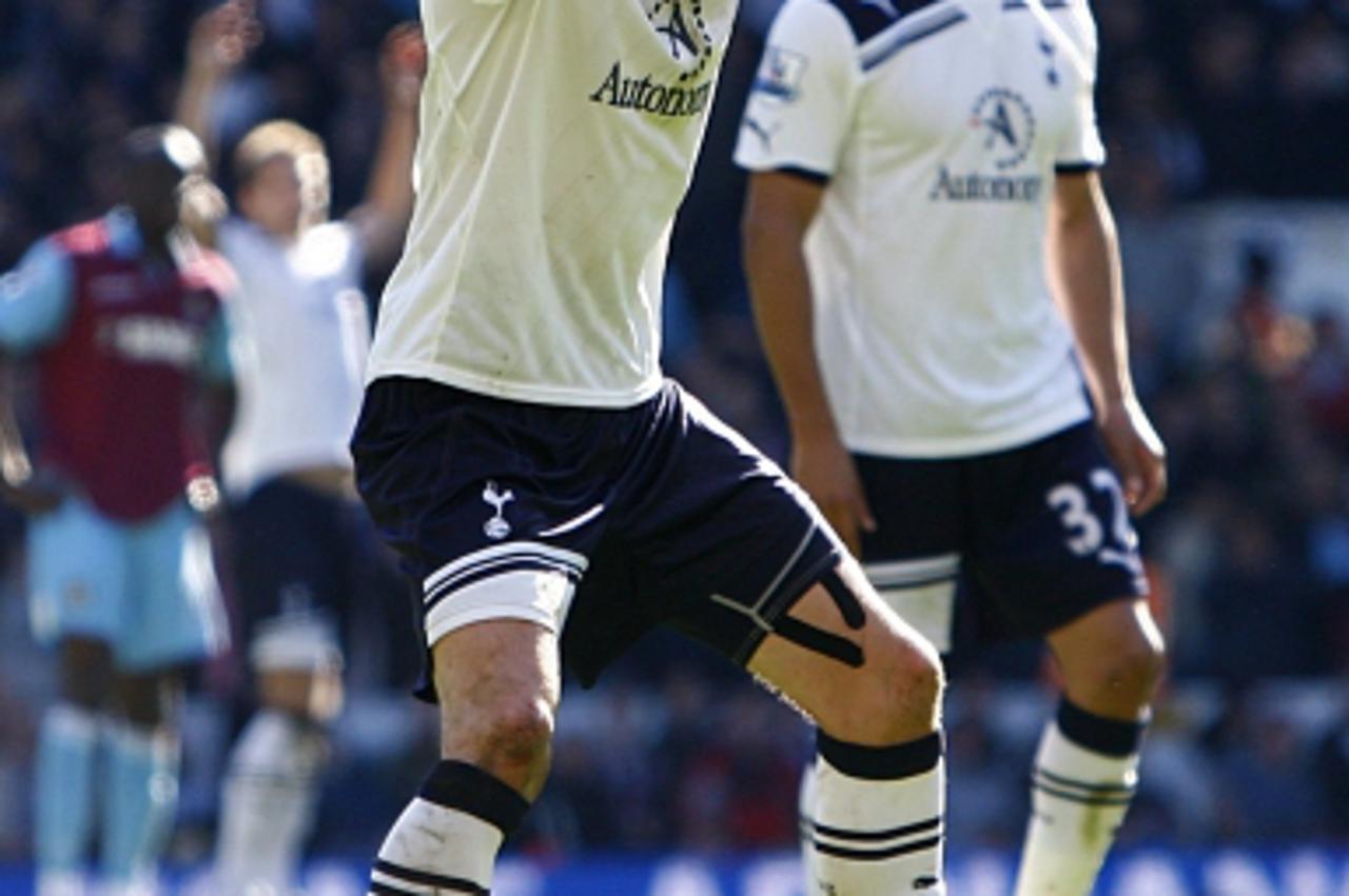 'Tottenham Hotspur\'s Gareth Bale reacts after hitting the bar Photo: Press Association/Pixsell'