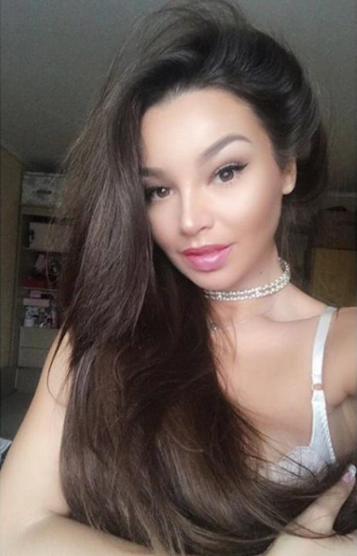 Ekaterinin prijatelj rekao je da tvrtka koja ju je unajmila već radi na slučaju s odvjetnicima. 