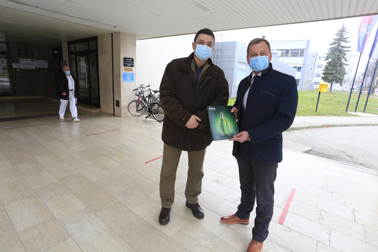 Carlsberg donirao mobilni respirator koprivničkoj Općoj bolnici