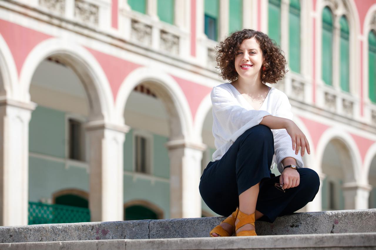 Mlada splitska knjizevnica Luiza Bouharaoua