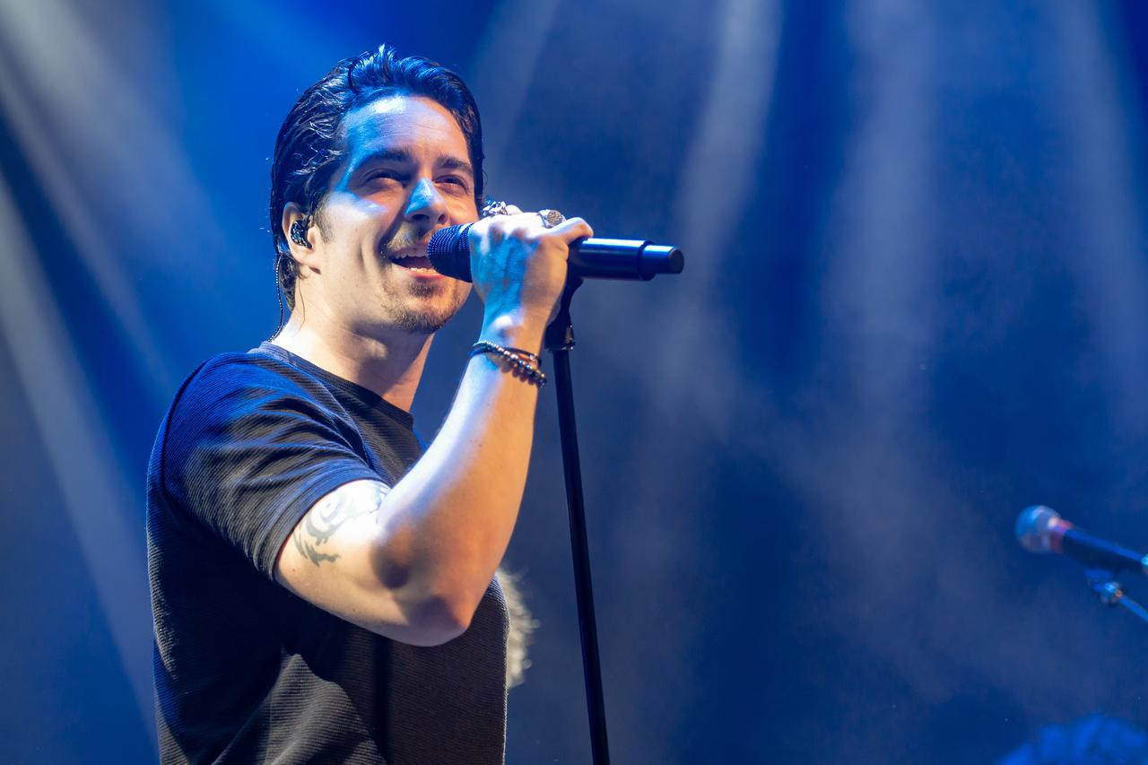 Parni Valjak po prvi put nastupio s novim pjevačem u zadarskom Arsenalu