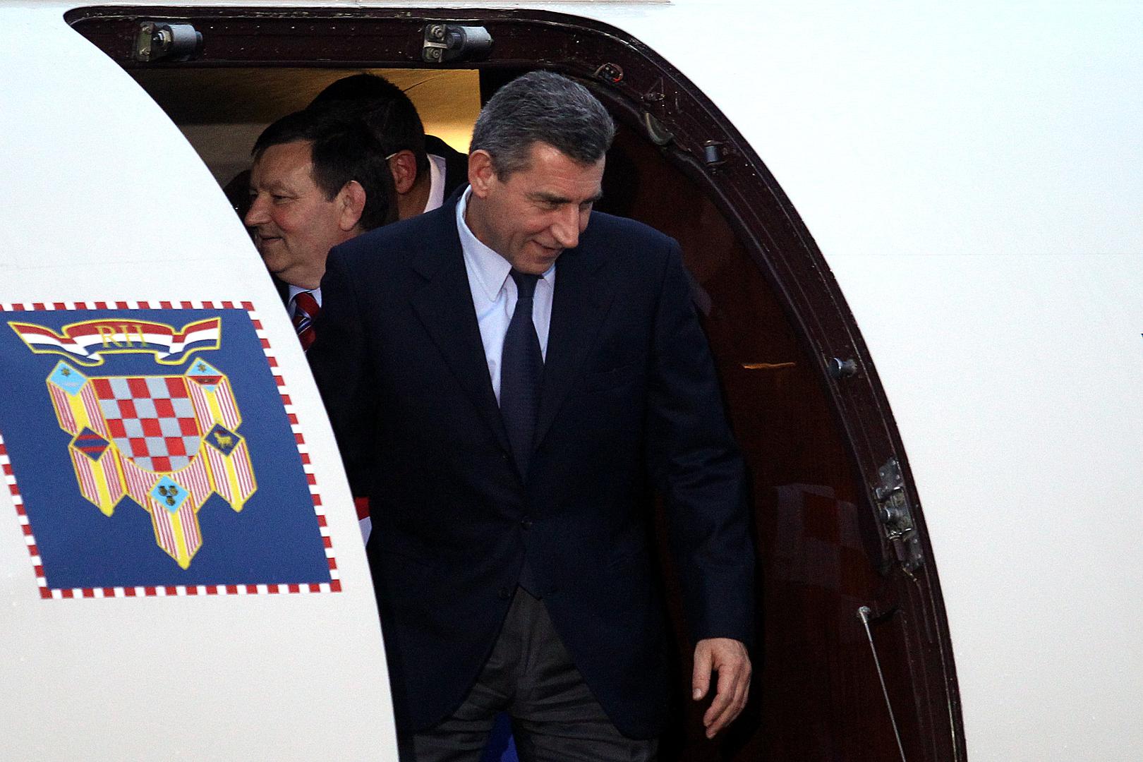 Njegov životni put obilježili su događaji koji su ga odveli daleko od rodnog otoka, doveli na čelo vojnih operacija tijekom rata, a zatim i u središte jednog od najpraćenijih sudskih procesa povezanih s ratovima na prostoru bivše Jugoslavije.