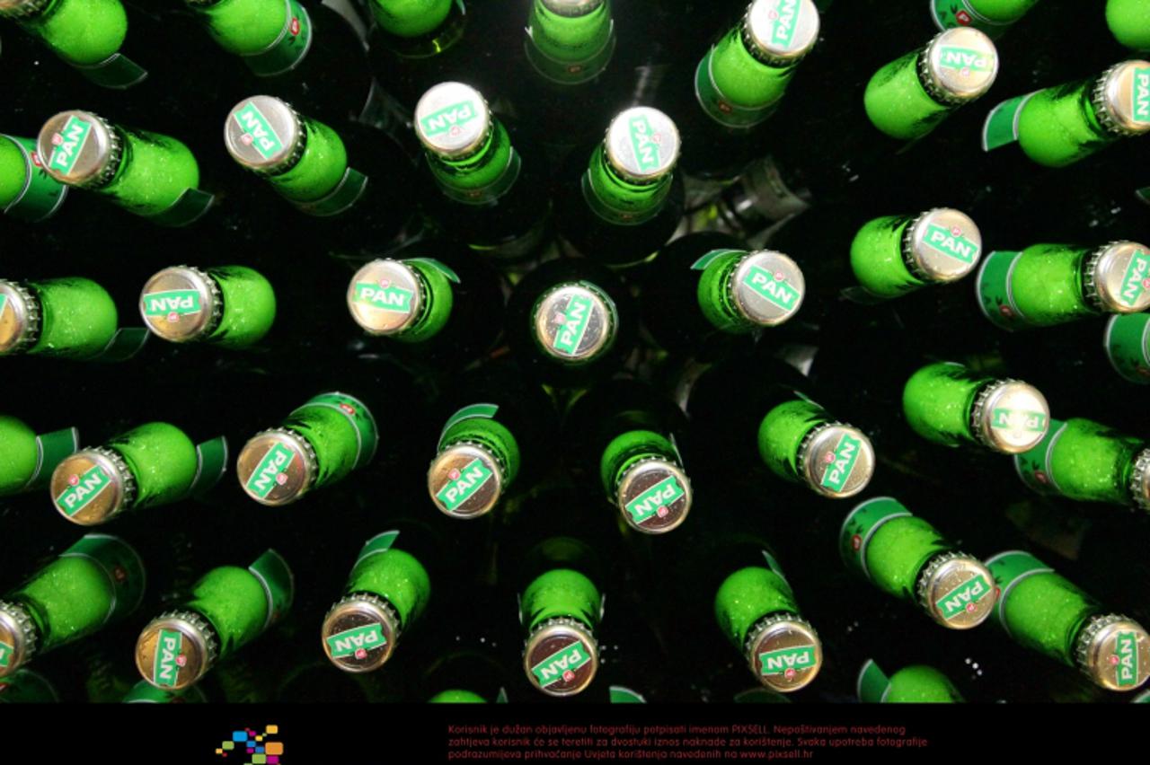 '16.11.2011., Koprivnica - Punionica pivovare Carlsberg Croatia.  Photo: Marijan Susenj/PIXSELL'