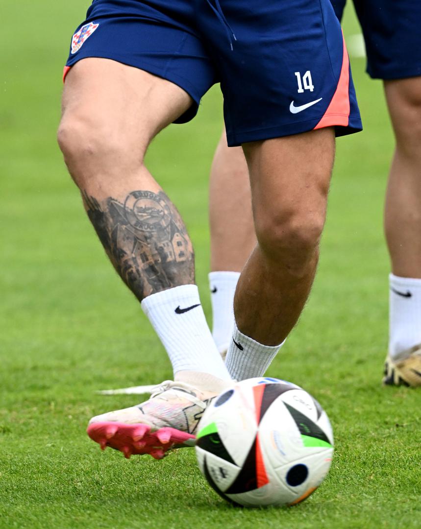 Hrvatski nogometni reprezentativac Ivan Perišić priprema se za nastup na Europskom prvenstvu koje za nekoliko dana počinje u Njemačkoj