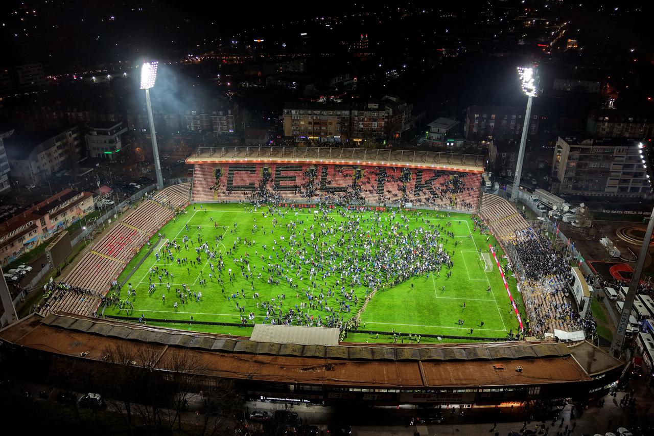 FIFA World Cup - UEFA Qualifiers - Finals - Bosnia and Herzegovina v Italy