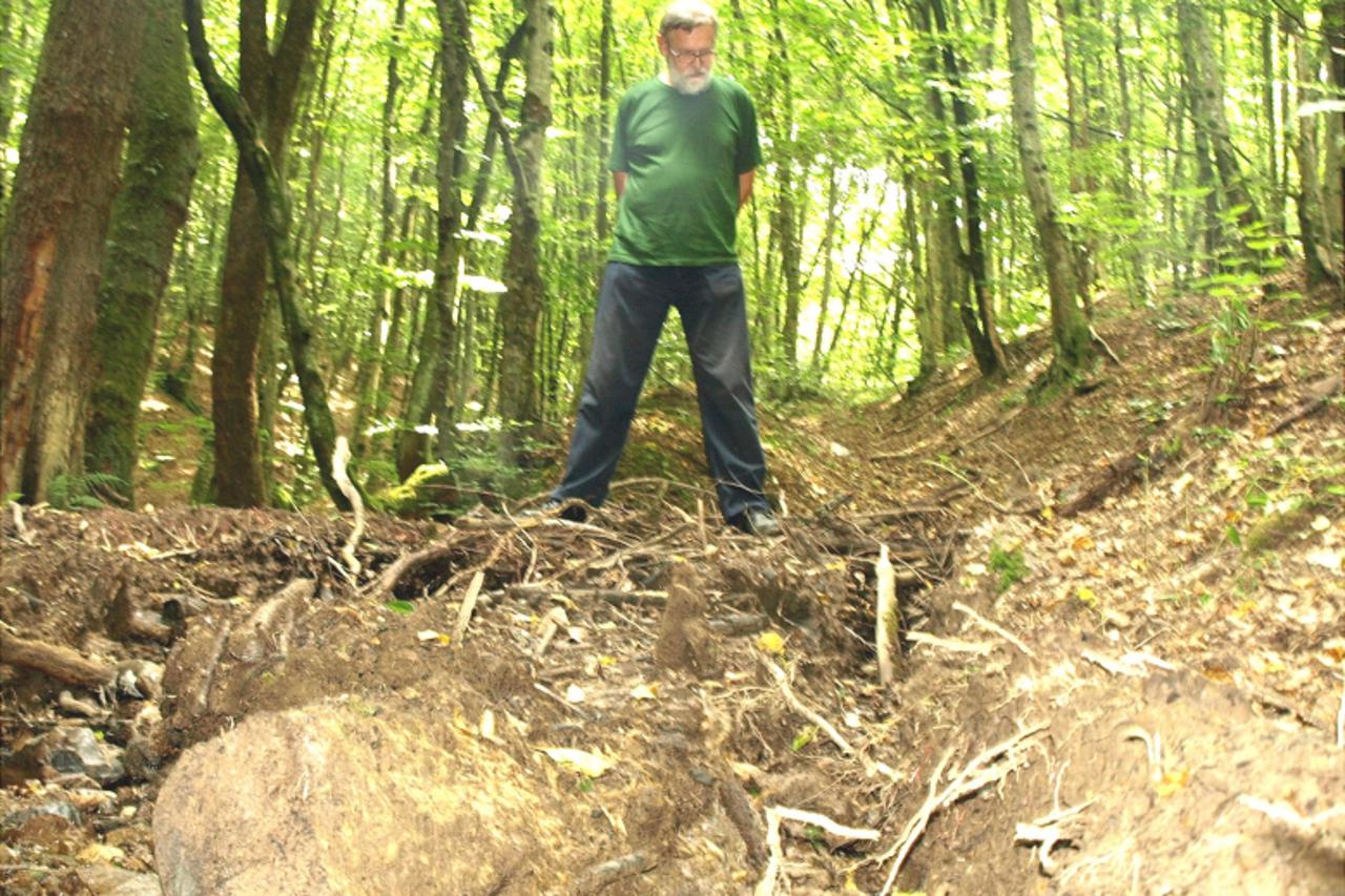 \'topusko...080811...snimio...jurisivl...na...slici...lazo...cuckovic...na...lokaciji...turska...kosa.\'