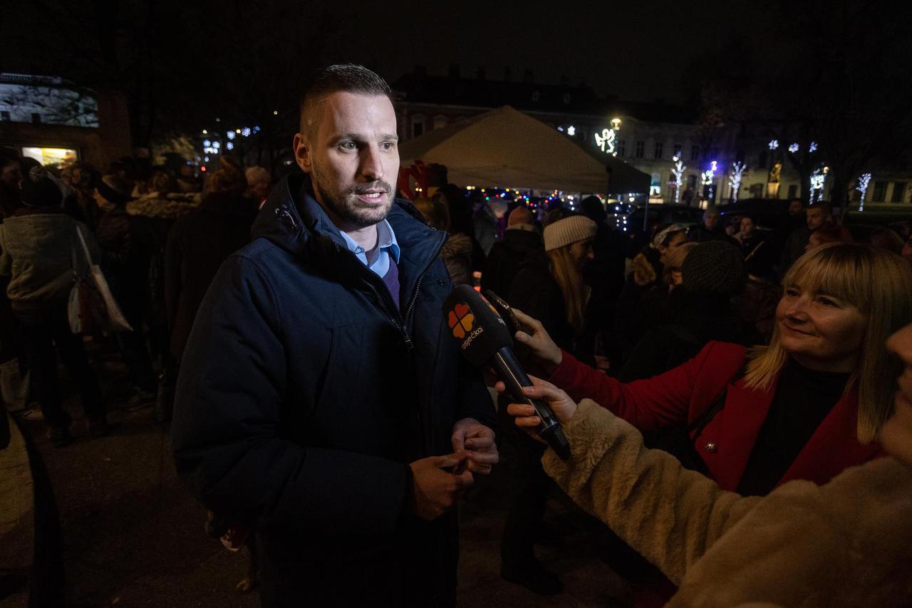 Osijek: Promocija kalendara azila udruge Pobjeda iz Osijeka