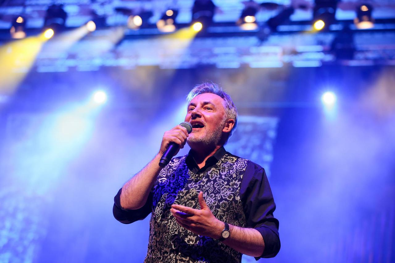 Zagreb: Koncert Miroslava Škore u Lisinskom