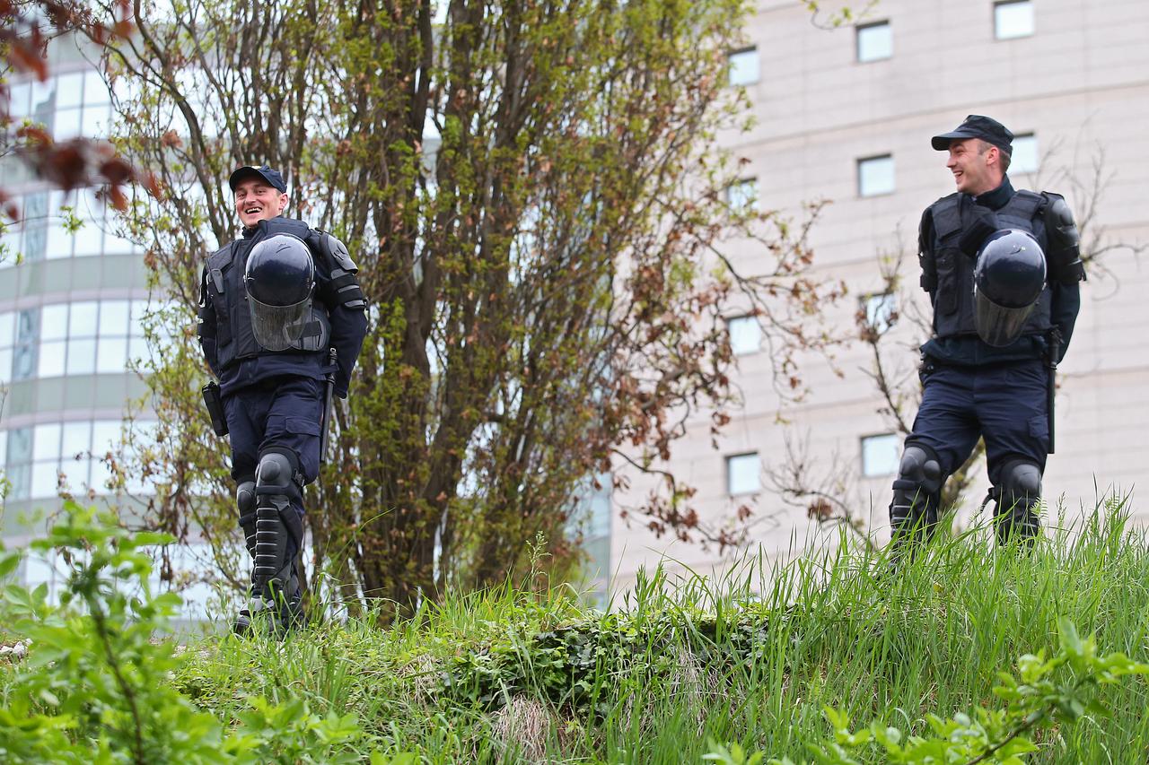 Zagreb: Policija osigurava prilaze dvorani Dražen Petrovi?