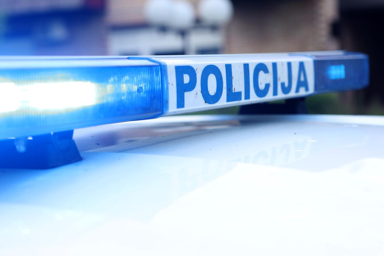 Dugo Selo: Policajac Josip pomogao je rodilji s trudovima