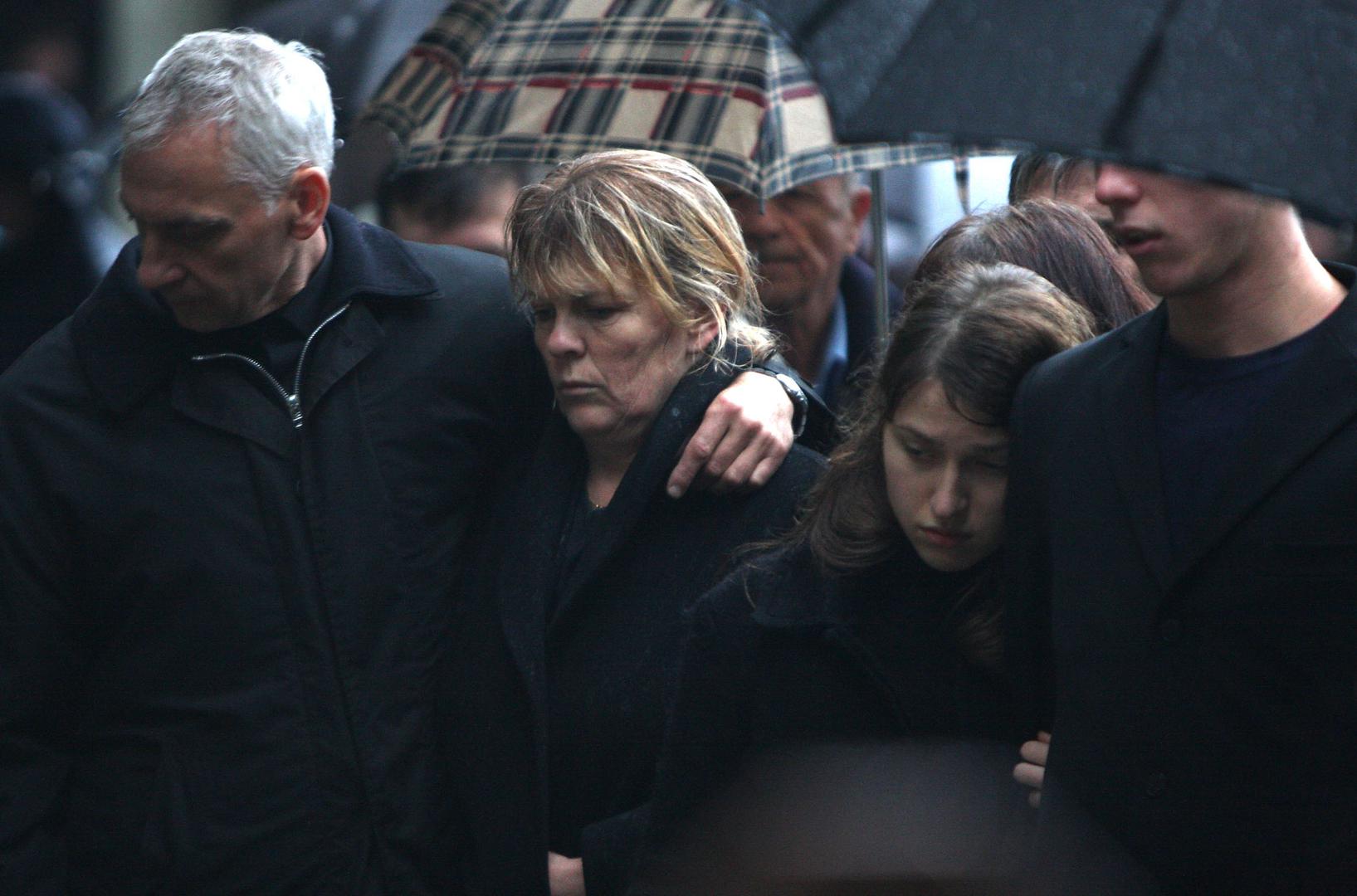 Obitelj Aleksandra Abramova na pokopu 2009.